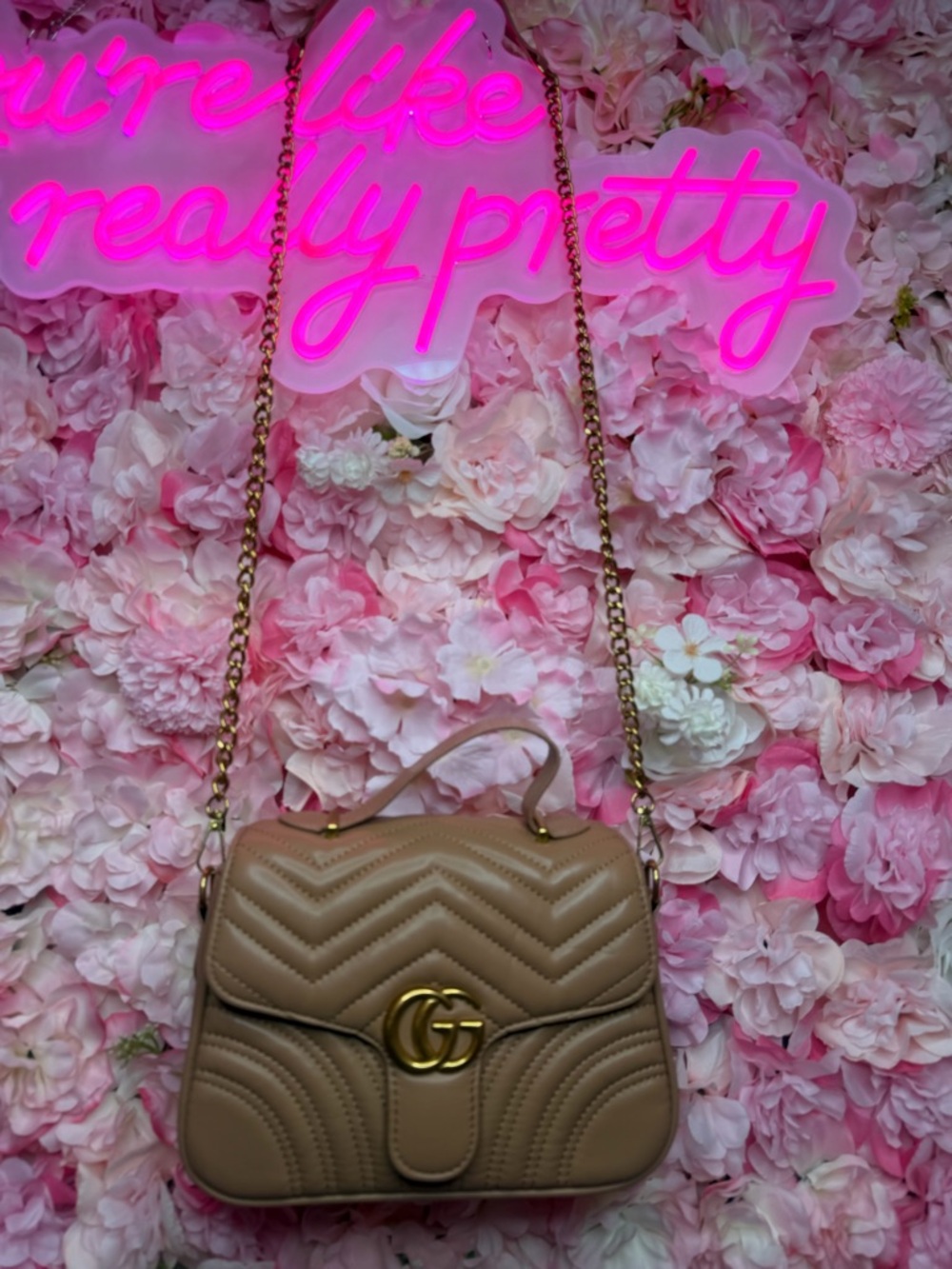 GG Marmont Tan Leather Shoulder Bag - Picture 7 of 8